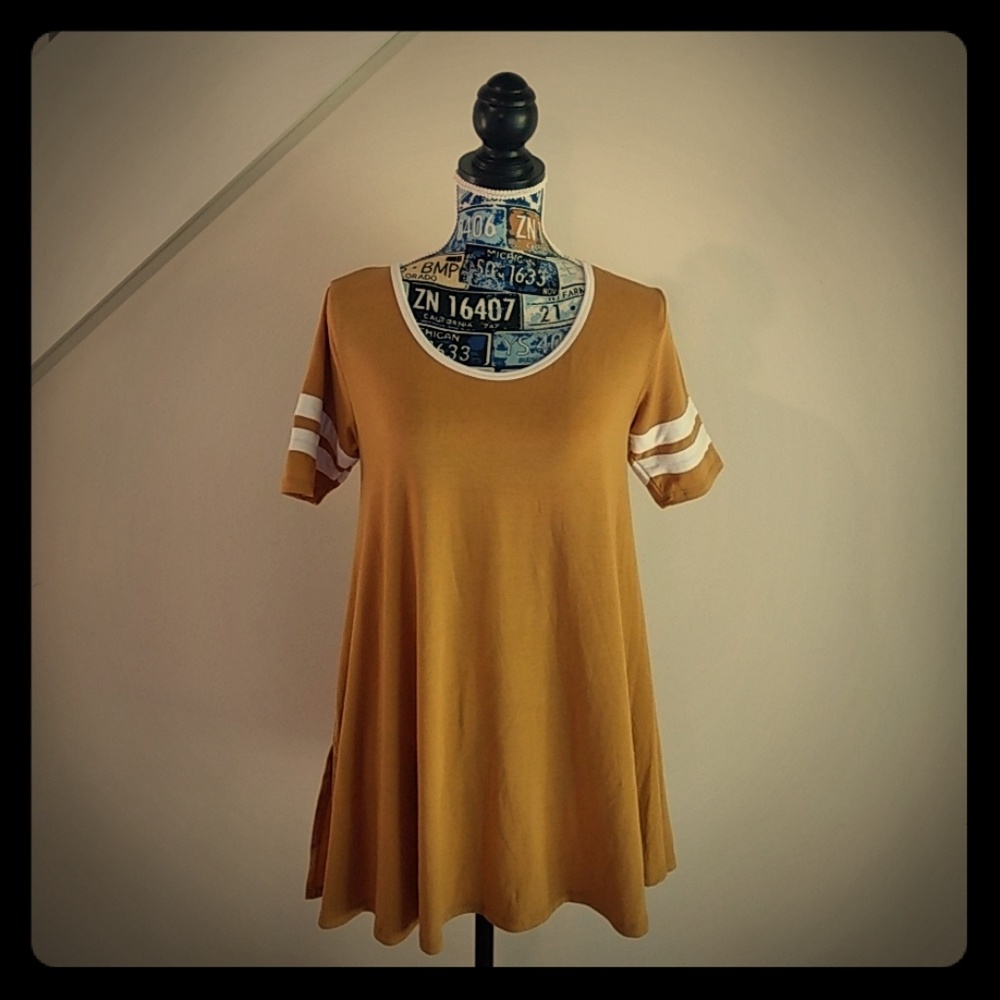 LuLaRoe Perfect Tee size XXS